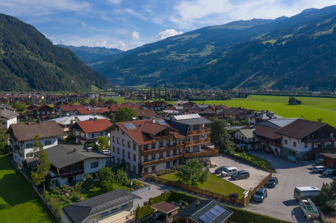 Hotel Garni Elisabeth Zell am Ziller Exteriör bild