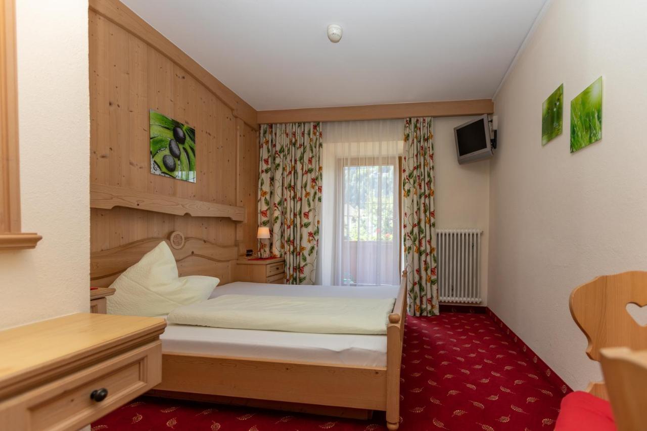 Hotel Garni Elisabeth Zell am Ziller Exteriör bild