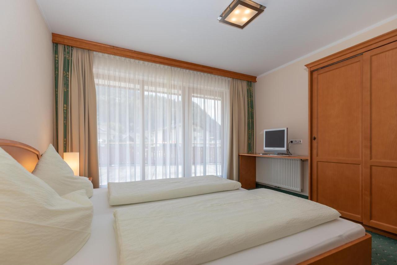Hotel Garni Elisabeth Zell am Ziller Exteriör bild