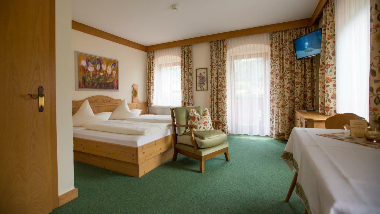 Hotel Garni Elisabeth Zell am Ziller Exteriör bild